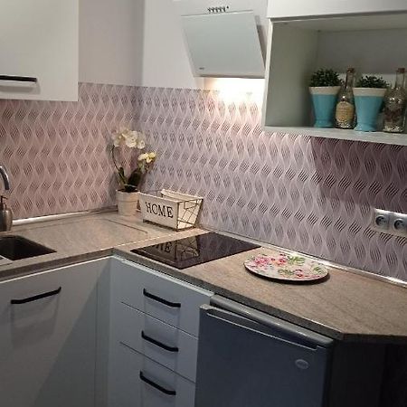 Maly Apartamencik Teo 里沃 外观 照片