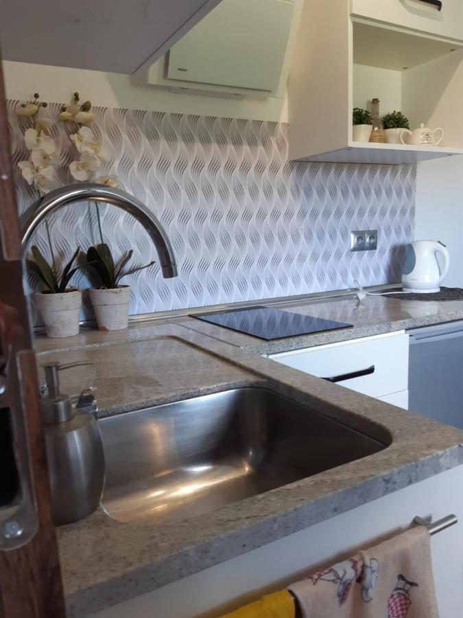 Maly Apartamencik Teo 里沃 外观 照片