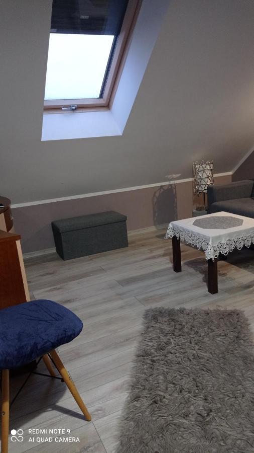 Maly Apartamencik Teo 里沃 外观 照片