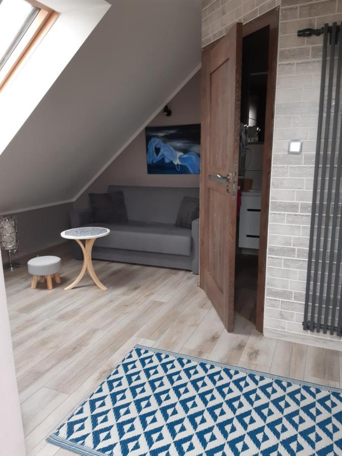 Maly Apartamencik Teo 里沃 外观 照片