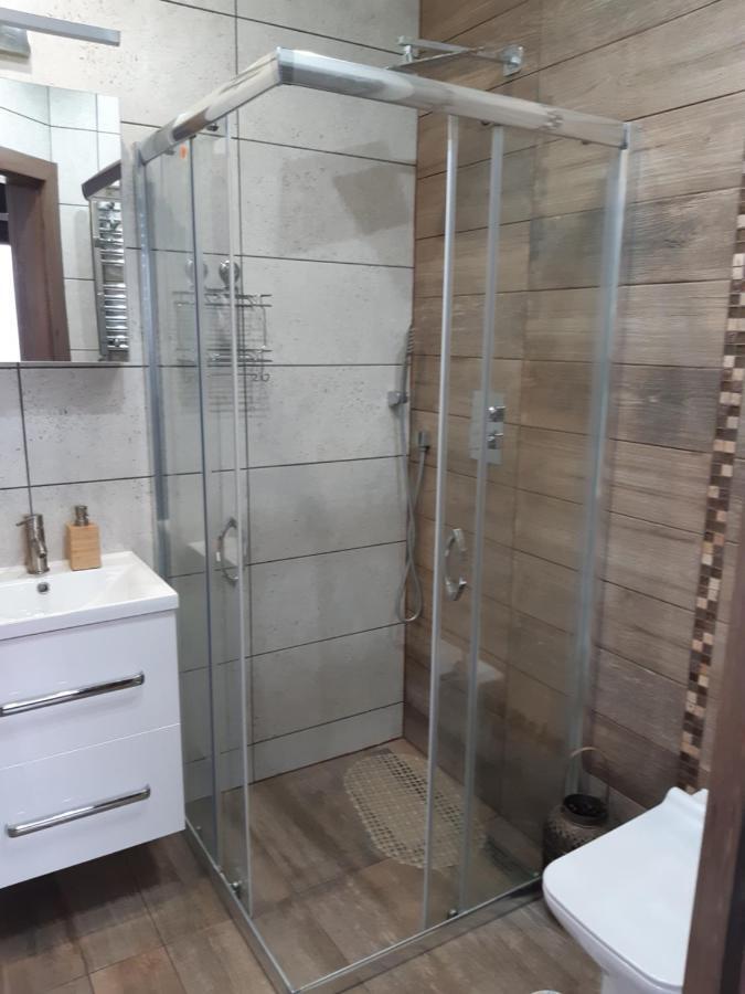 Maly Apartamencik Teo 里沃 外观 照片